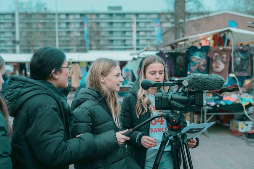 Arnhem School of Social Arts - mbo-studenten de wijk in met kunstenaars